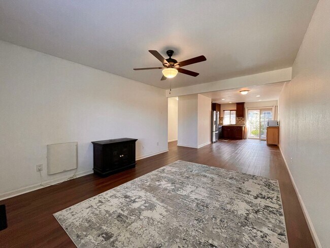 Foto del edificio - Single Story Condo on ground floor located...