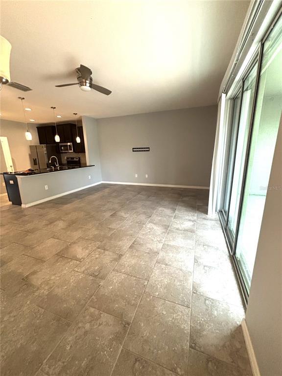 Foto del edificio - 6433 Baytown Dr