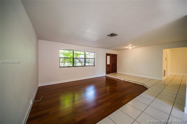 Building Photo - 1129 Castile Ave