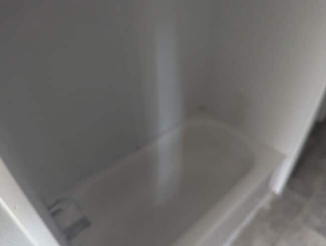 Building Photo - 2BR with backyard in Penbrook!