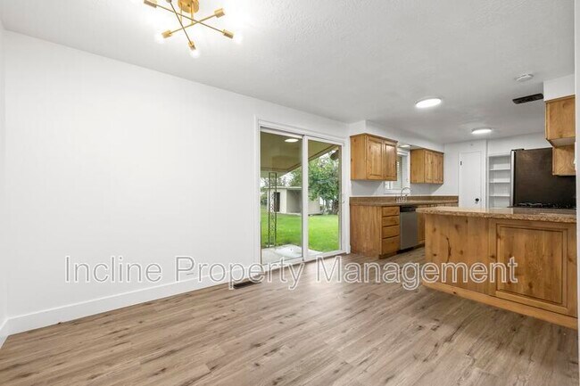 Building Photo - 549 N 600 E