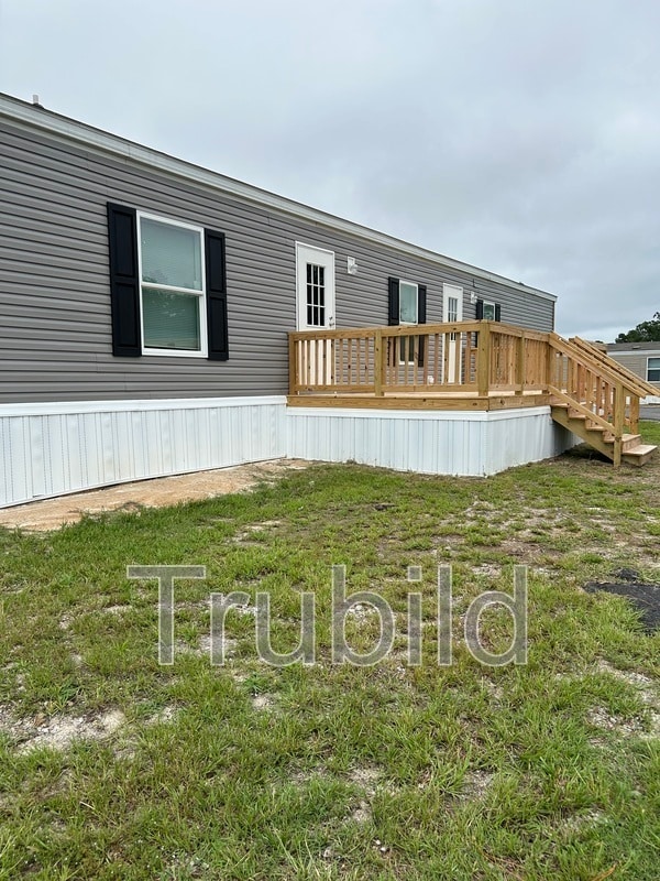 Building Photo - 205a Sussex Dr
