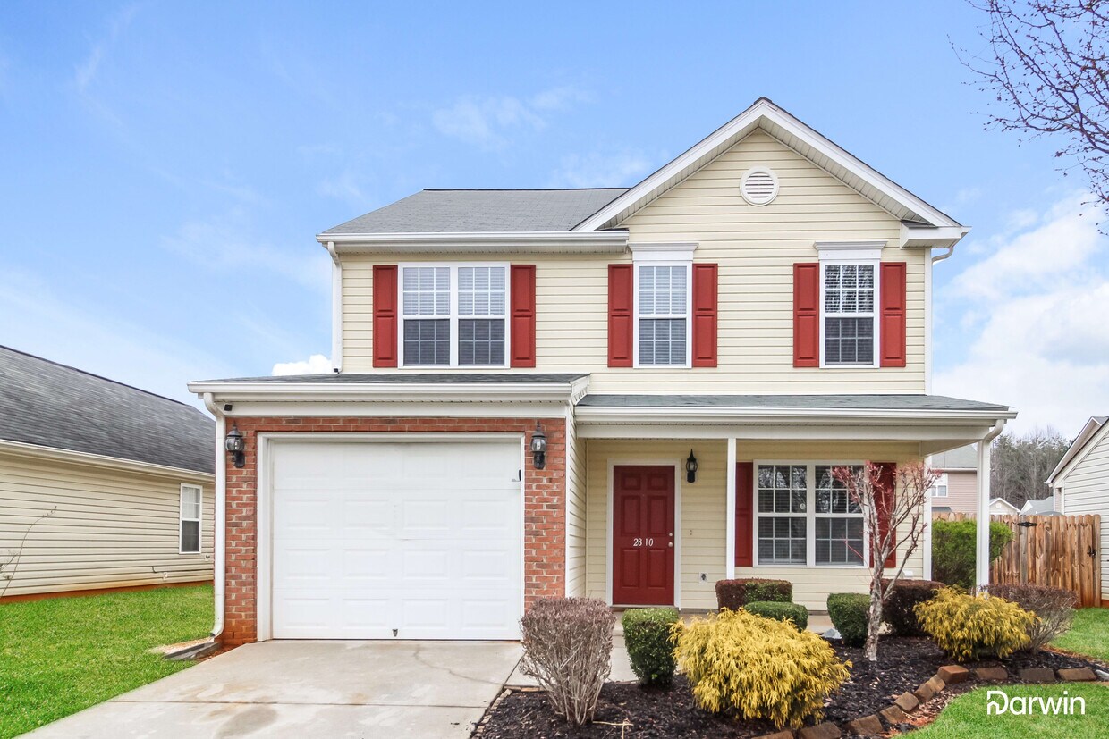Foto principal - 2810 Green Crest Ct