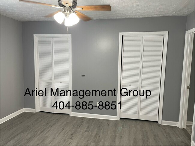 Foto del edificio - 2664 Evans Mill Dr