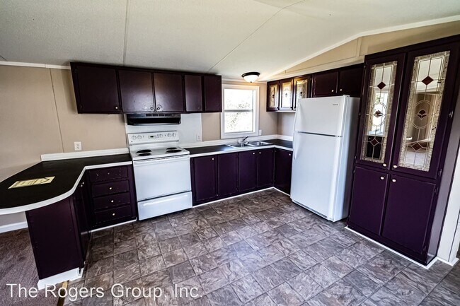 Building Photo - 3 br, 2 bath House - 12 Country Ln