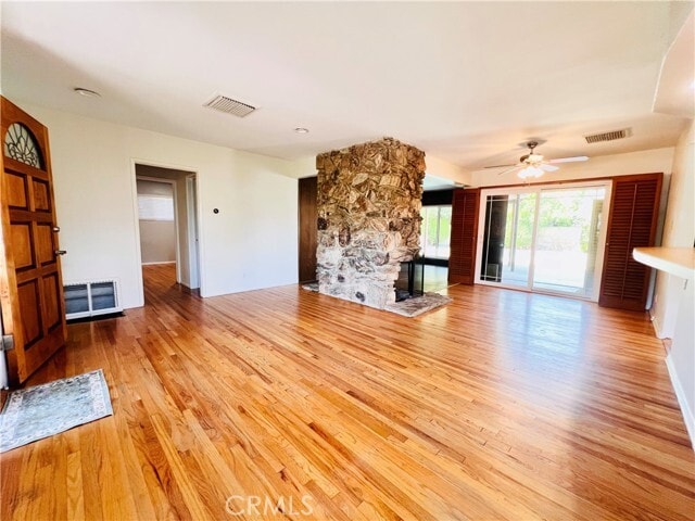 Building Photo - 6637 Balcom Ave