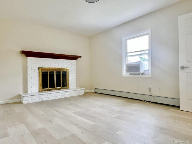 Foto del edificio - 33 Cherry Ln