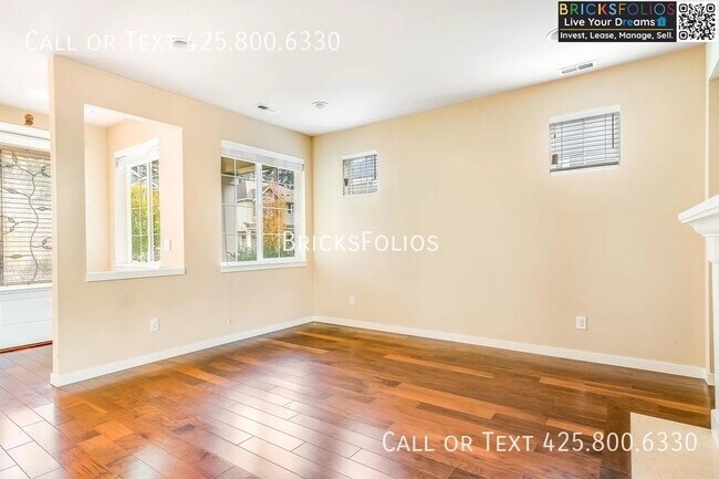 Building Photo - Experience Fine Living in Redmond