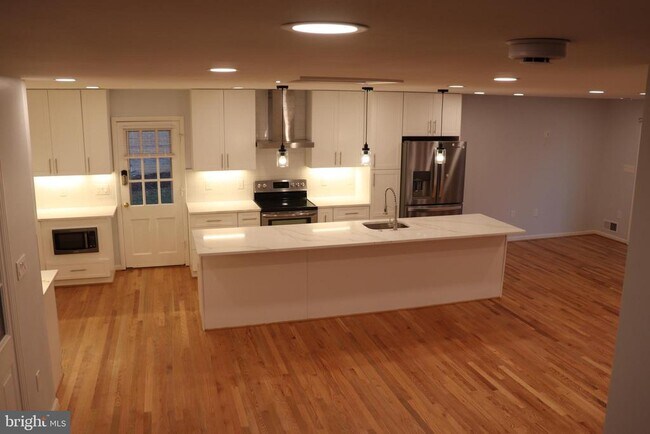 Building Photo - 4209 Cordell St