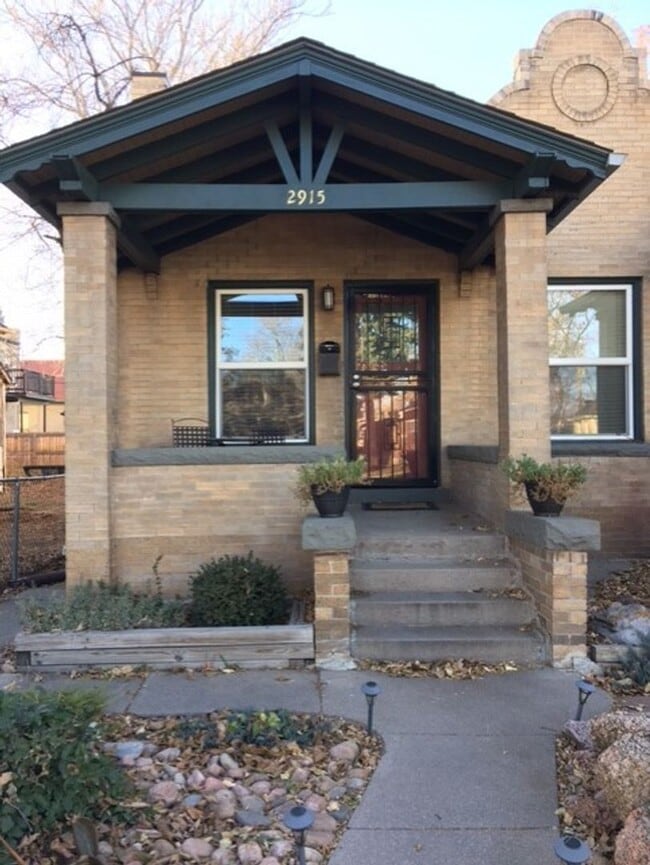 Building Photo - 2915 Franklin St