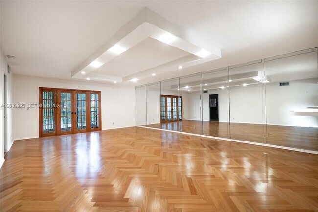 Foto del edificio - 150 S Hollybrook Terrace