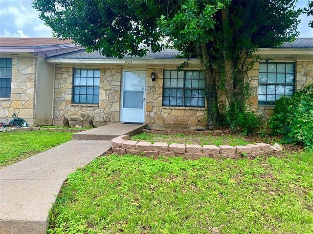 Building Photo - 1423 Walters Dr