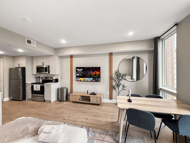 Building Photo - 626 N Delaware Ave