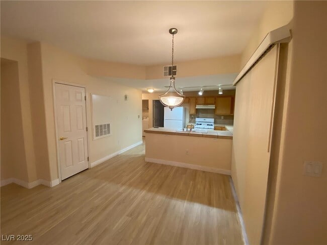 Building Photo - 3825 Juno Beach St