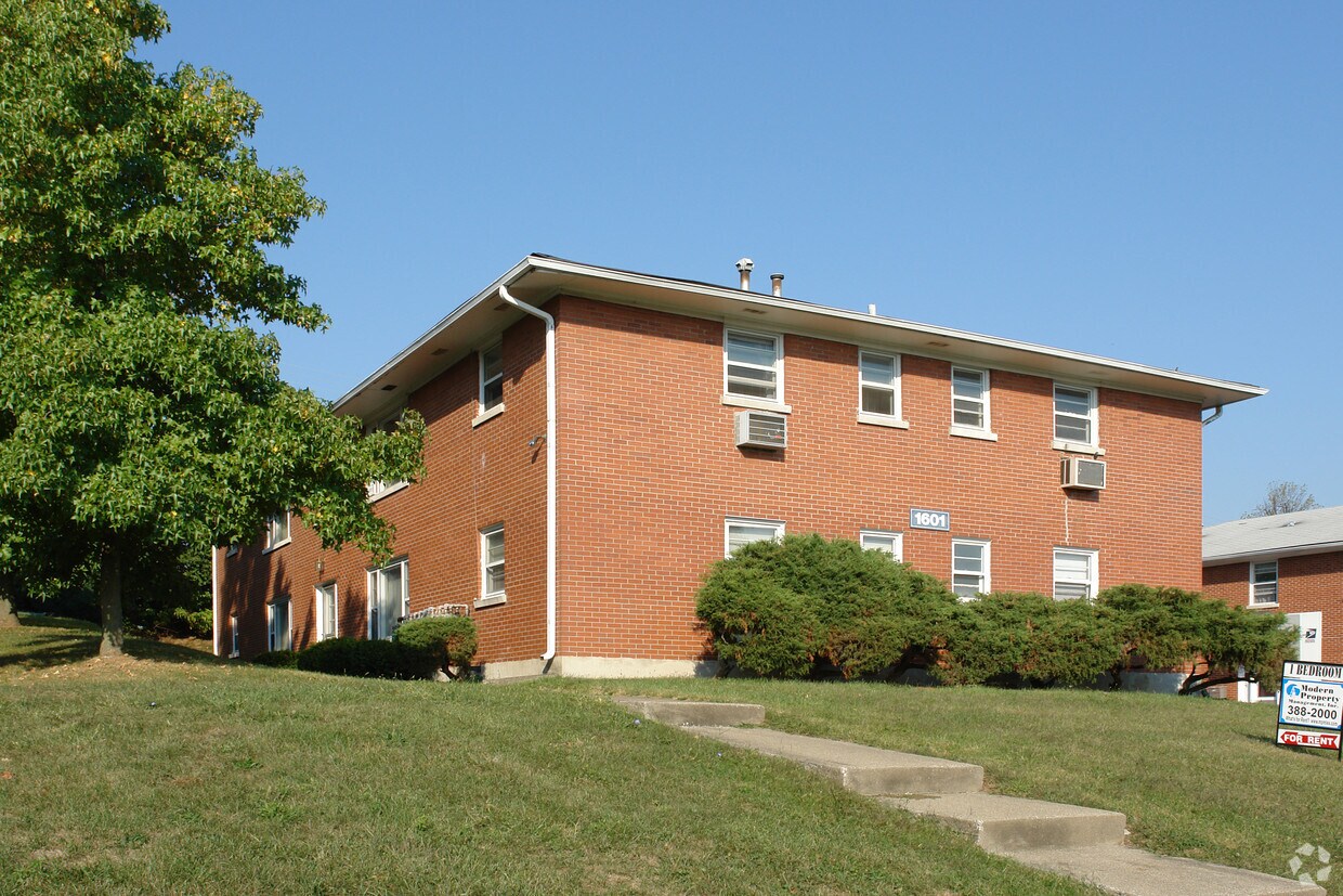 Foto principal - 1601 Alexandria Dr