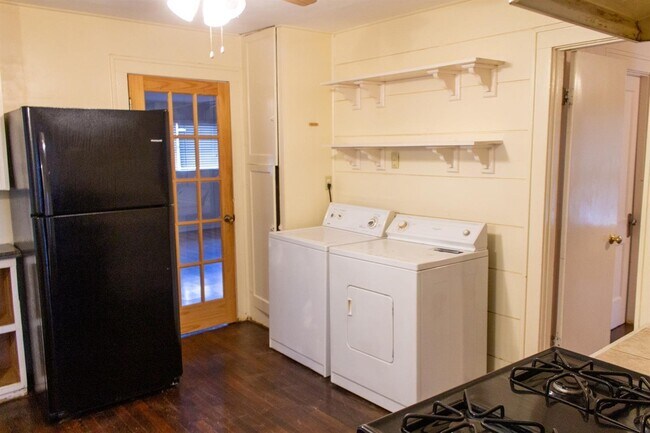 Foto del edificio - 2109 22nd St