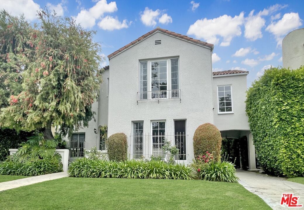 Foto principal - 124 N Mansfield Ave