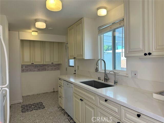 Foto del edificio - 5750 Westfield St