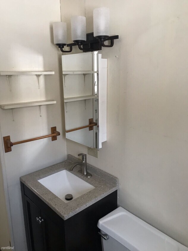 Foto del edificio - 2 br, 1 bath House - 218 Alexander St