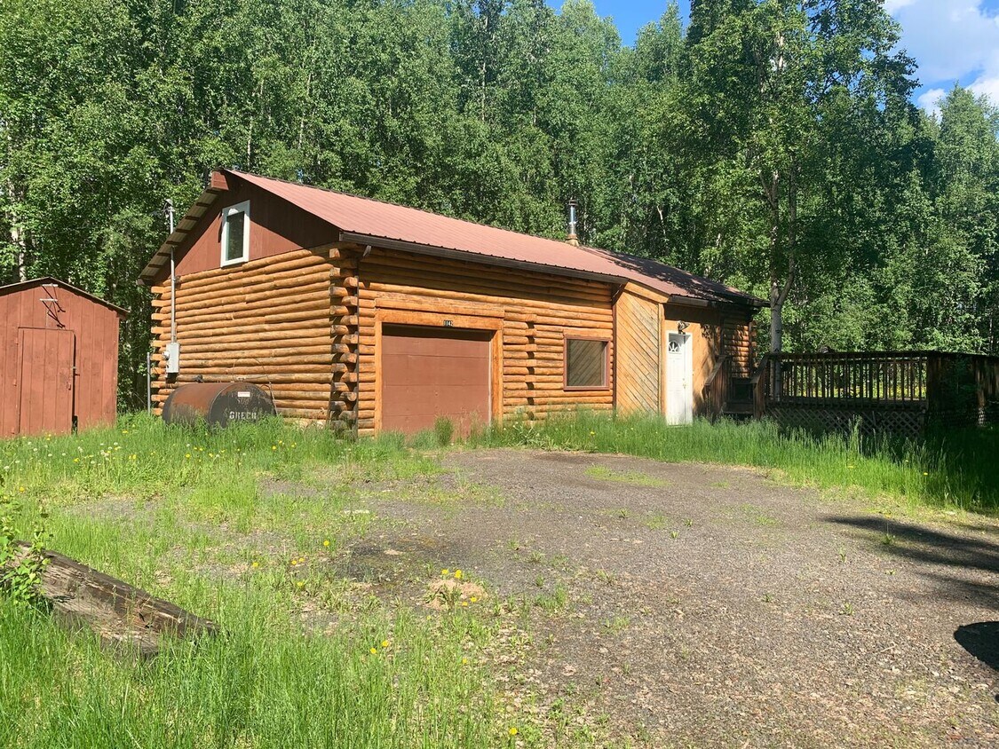 Primary Photo - Pet friendly 2+ bedroom available in North...