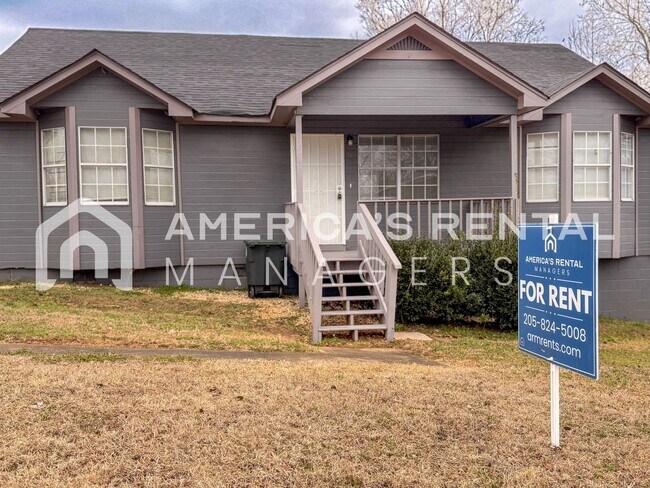 Foto del edificio - Updated Three Bedroom Two Bath Rental!