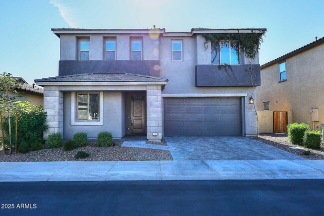 Building Photo - 9313 E Static Ave