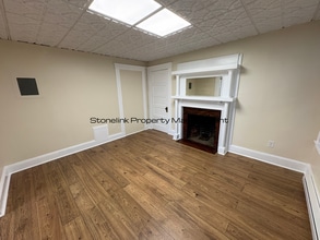 Building Photo - 40 High St