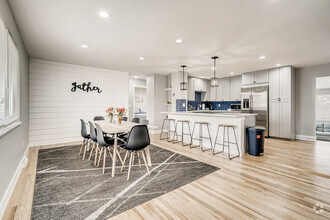 Building Photo - 3110 Mowry Pl