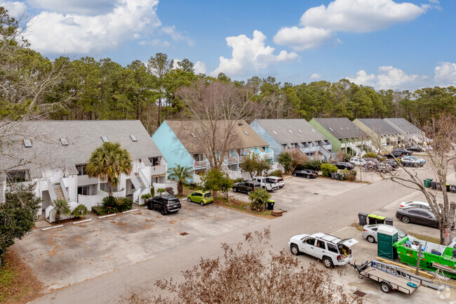 Amplia vista aérea. - Cambridge Apartments