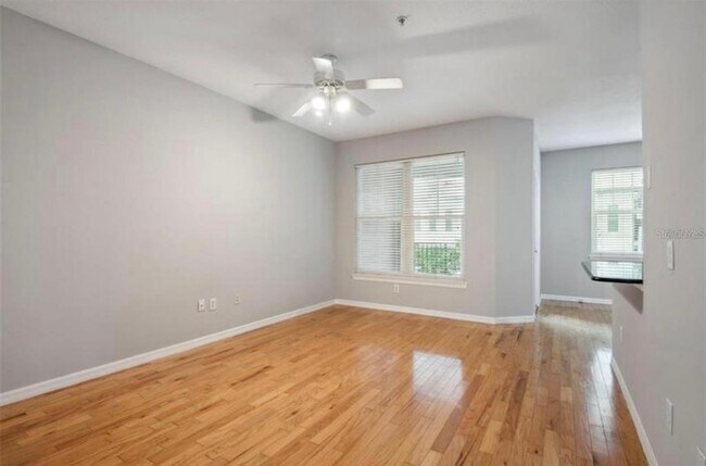 Foto del edificio - 1810 E Palm Ave