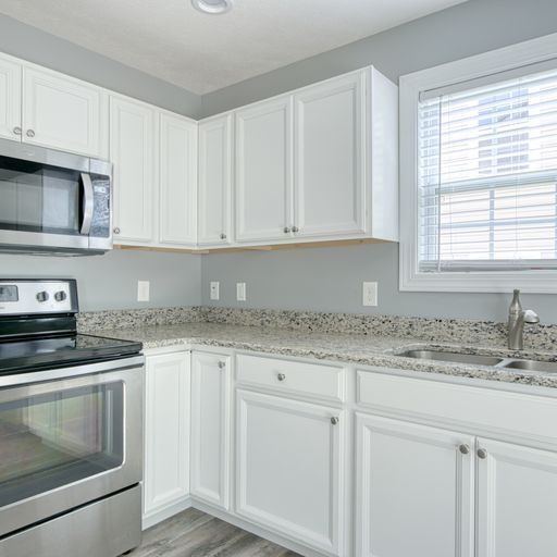 Foto del edificio - 700 Twisted Oak Dr NW