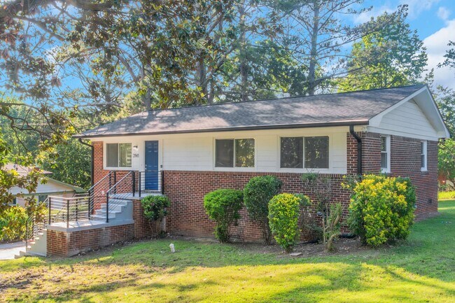 Building Photo - Your home awaits!