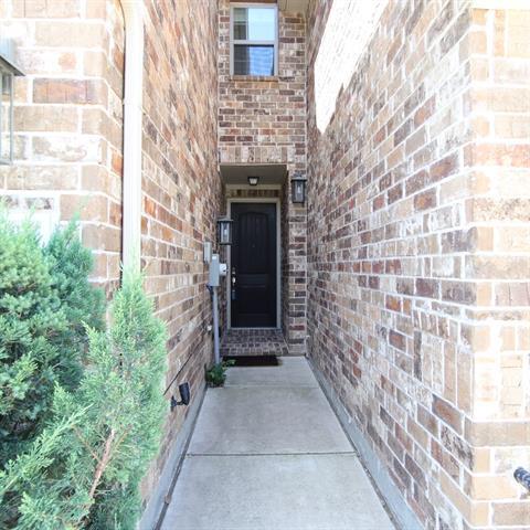 Building Photo - 544 Sequoia St
