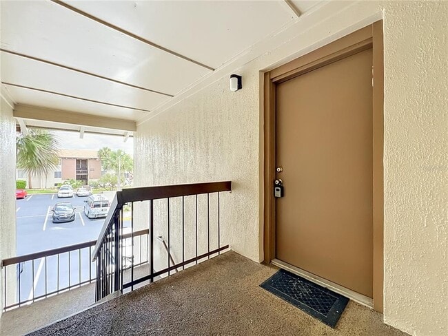 Building Photo - 568 Orange Dr