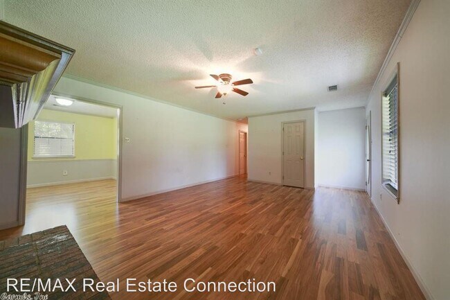 Building Photo - 3 br, 2 bath House - 2782 Dogwood