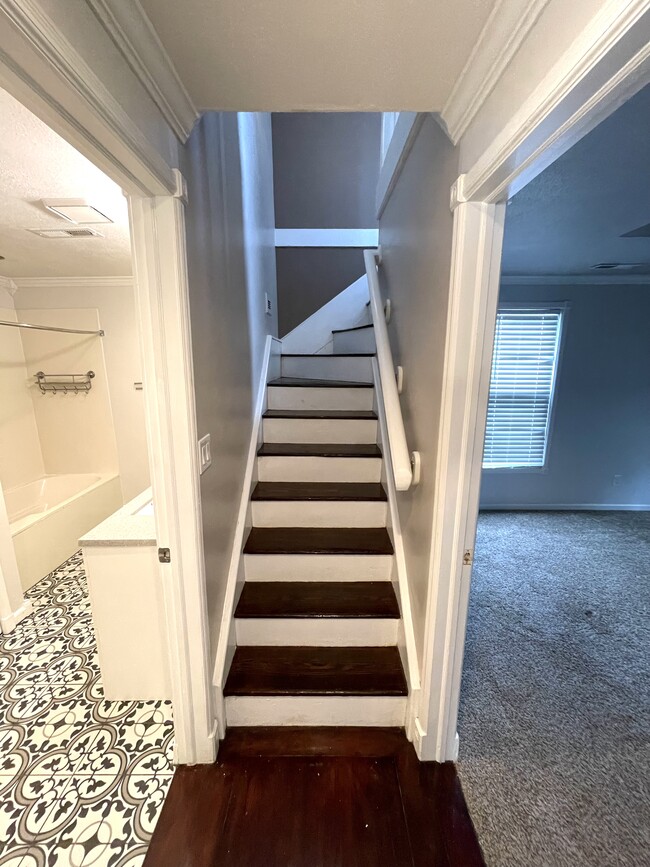 Hall and stair - 916 N Fremont Ave