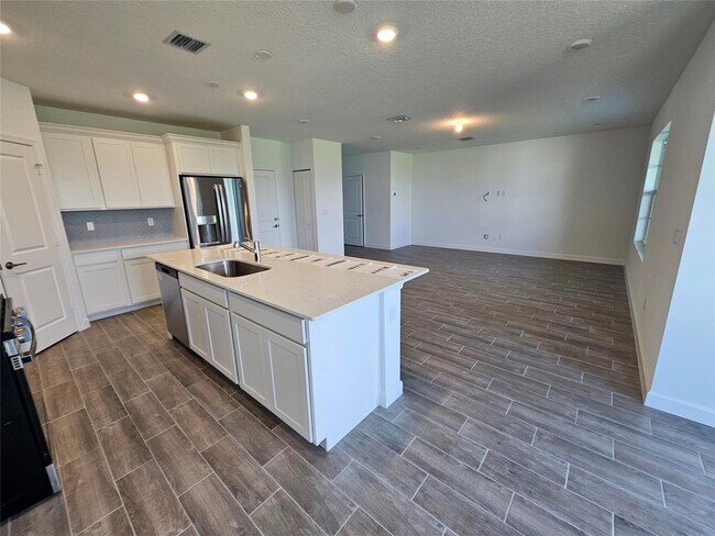 Building Photo - 19002 Wood Stork Way