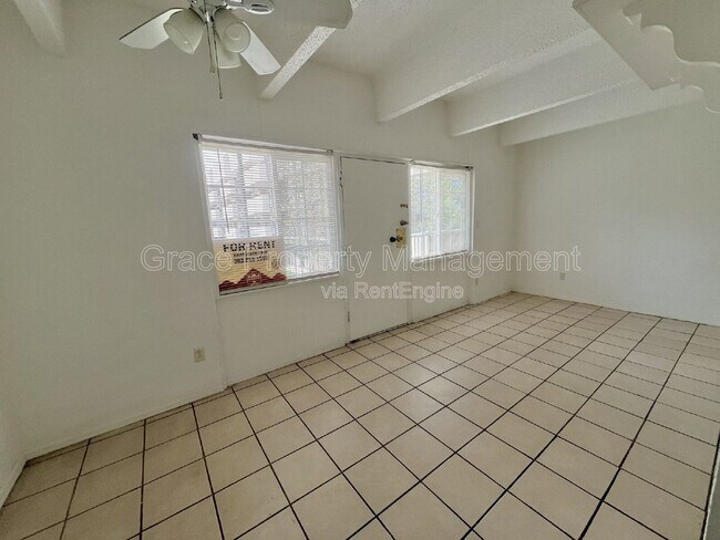 Foto del edificio - 364 S Ironton St