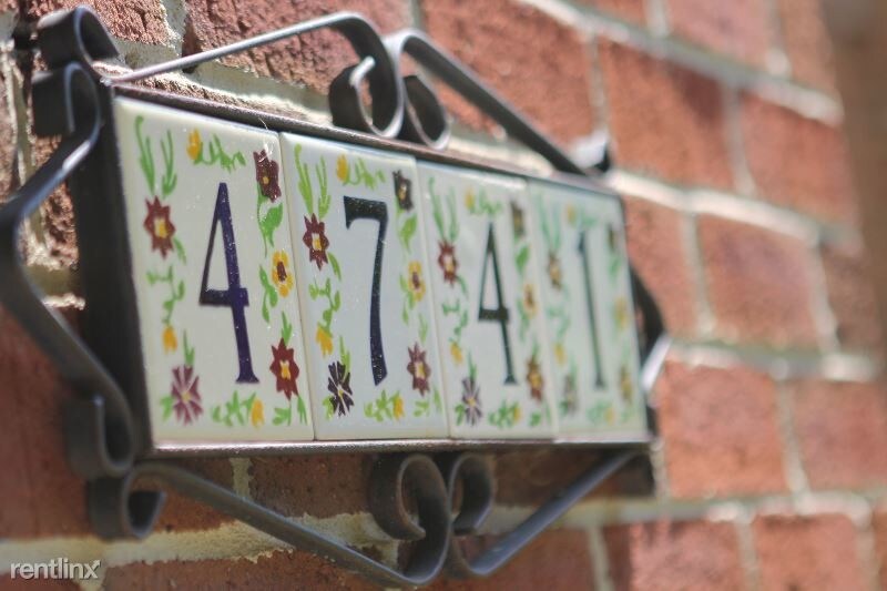 Foto principal - 4741 Gainsborough Dr