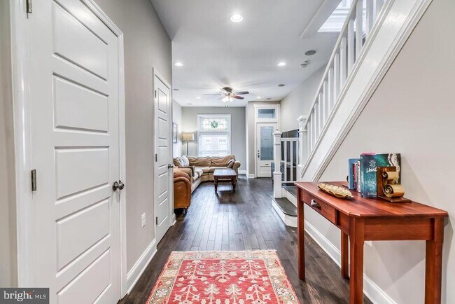 Foto del edificio - 3611 Hudson St