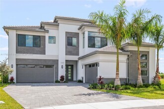 Building Photo - 12865 Wingspan Ct