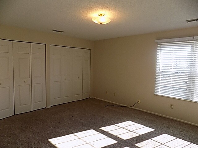 Building Photo - 1355 Mar Del Dr