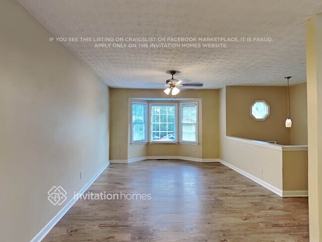 Foto del edificio - 3143 Rocky Point Ct