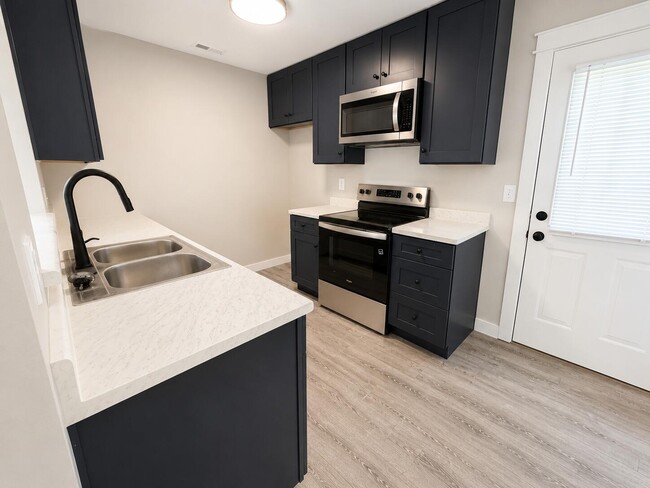 Building Photo - 5305 E Trikalla Dr