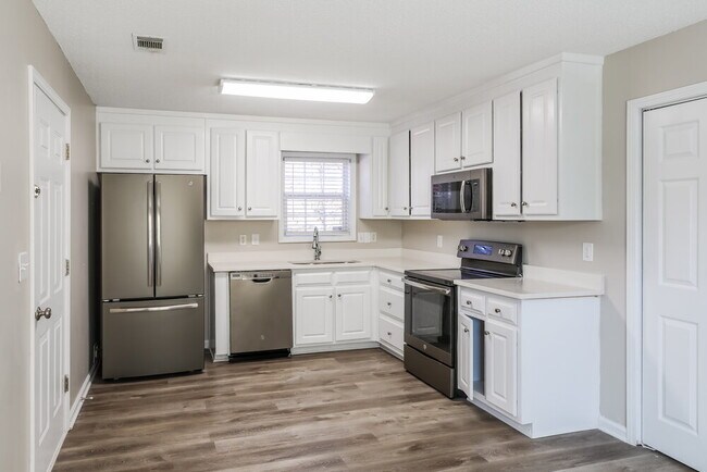 Foto del edificio - 2662 Sam Calvin Dr