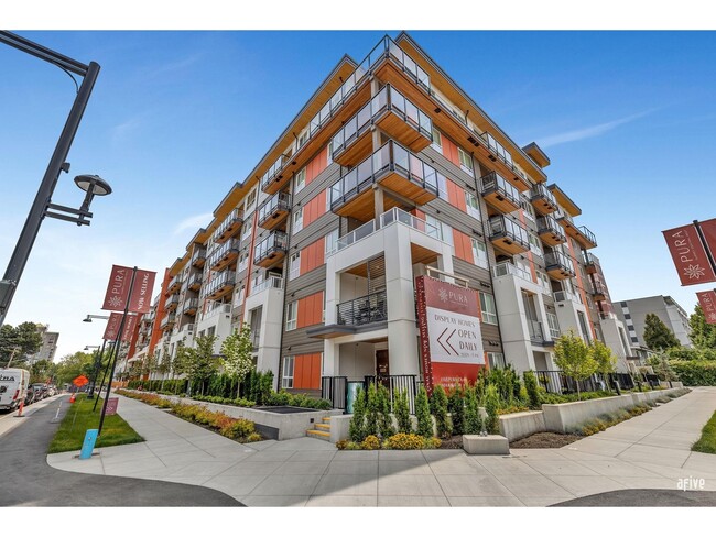 Building Photo - 13238-13105 105 Ave