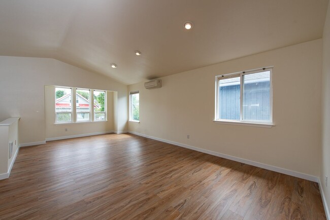 Foto del edificio - Beautifully Updated Seattle Home – 3 Bed, ...