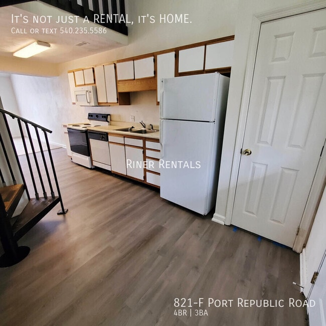 Building Photo - 821-F Port Republic Road-
