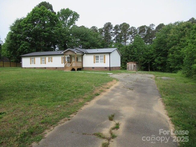 Building Photo - 3315 Buffalo Shoals Rd