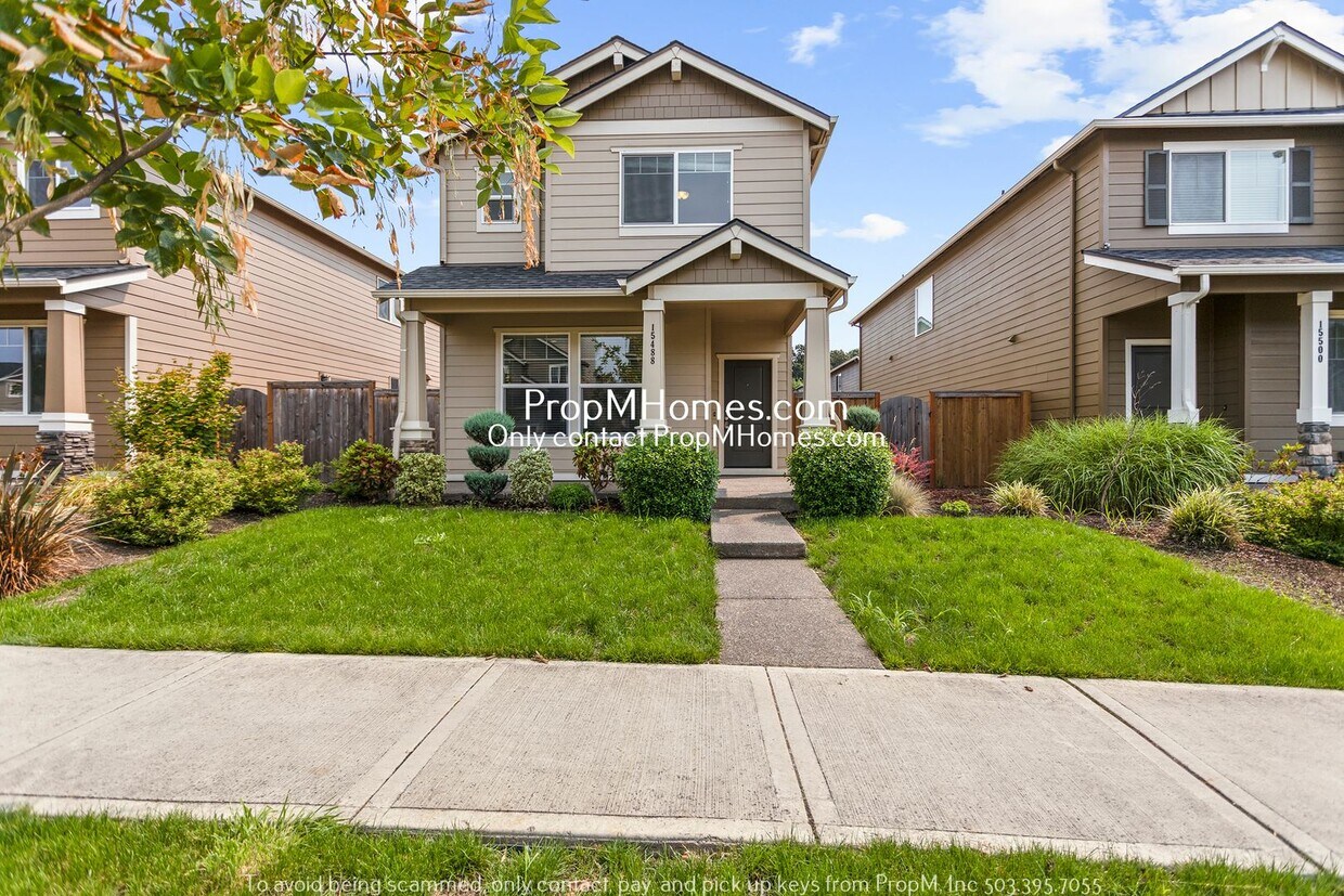 Primary Photo - Charming Three Bedroom Home in Tigard - Ri...